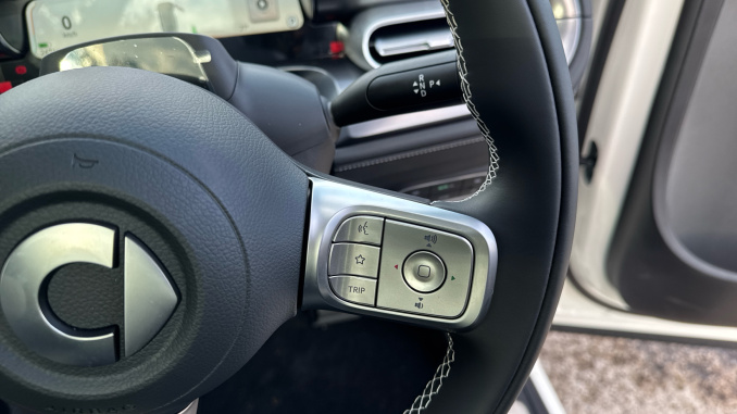 smart Hashtag 1 200kW Pro + 66kWh 5dr Auto Electric Hatchback - Image 28